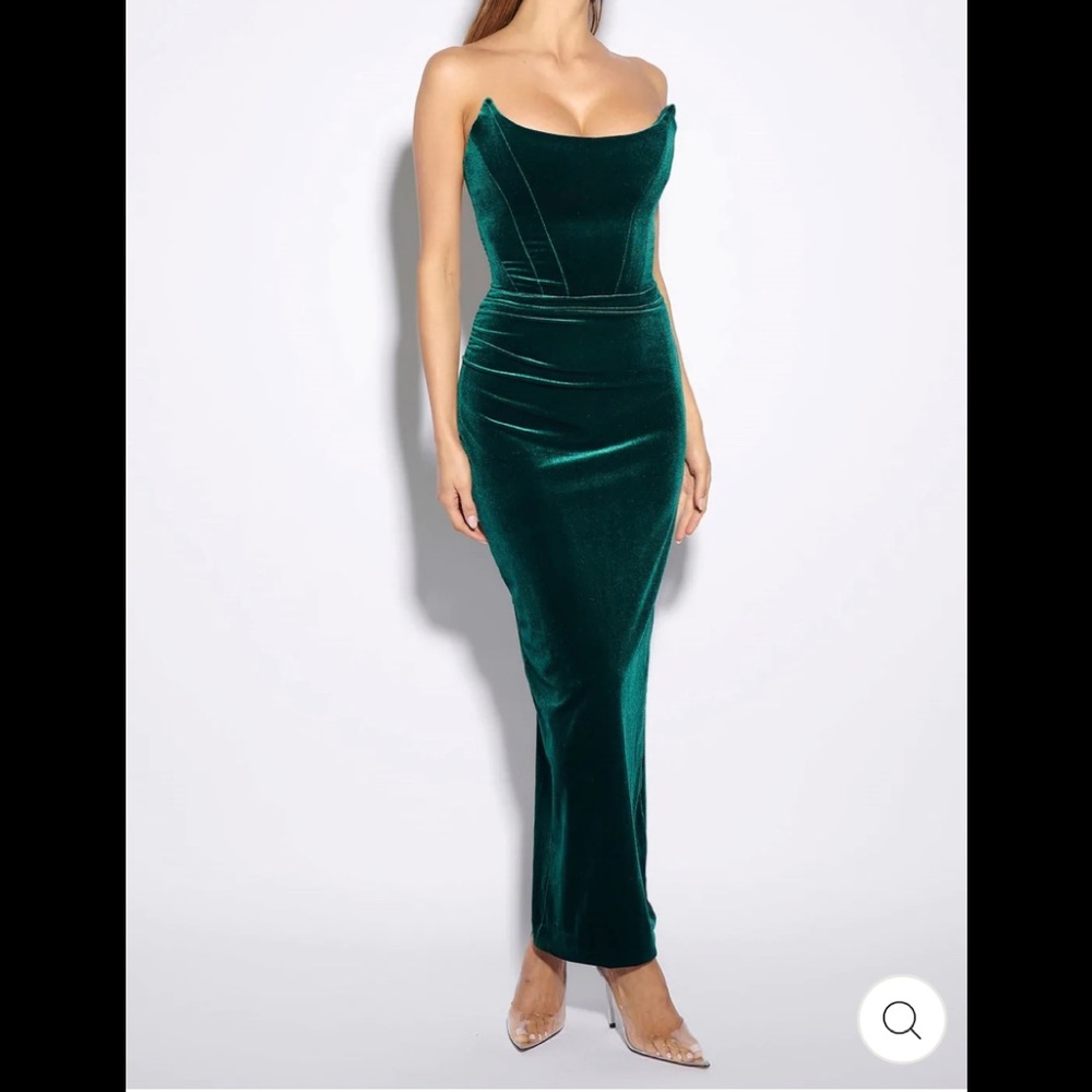 Jaus Koi Gown Brand New